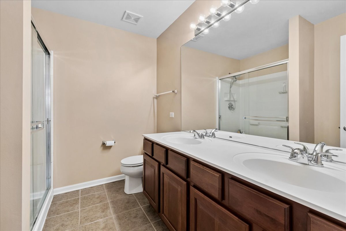 2459 Anna Way, Elgin, IL 60124