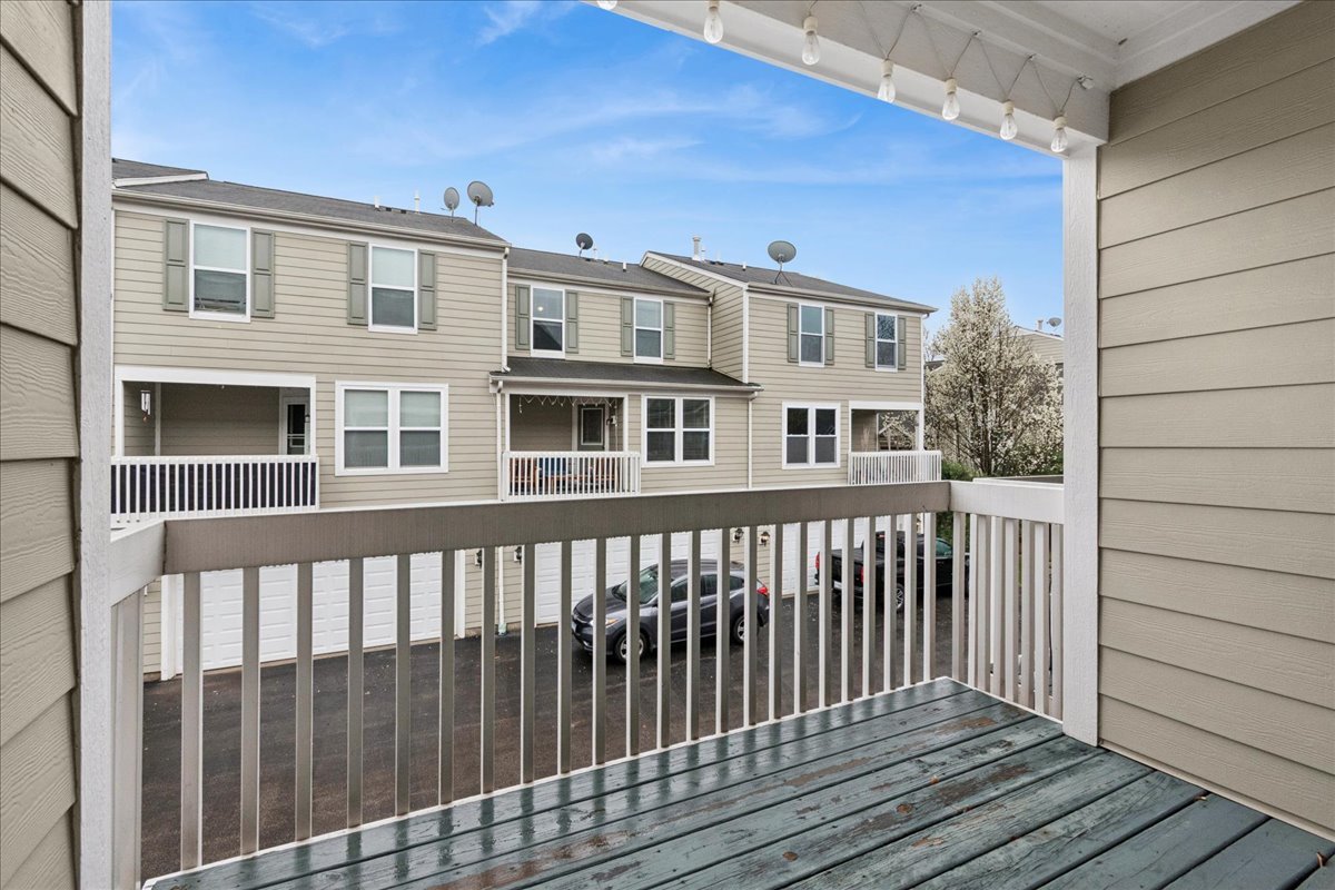 2459 Anna Way, Elgin, IL 60124