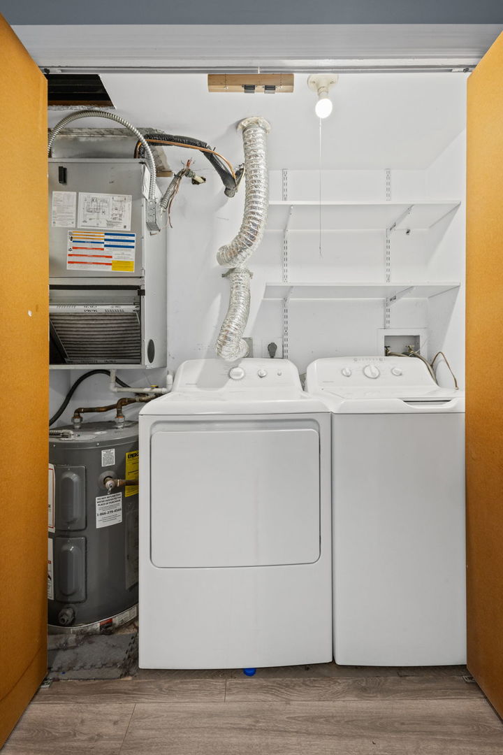 2815 Glenwood Lansing Road #205, Lynwood, IL 60411