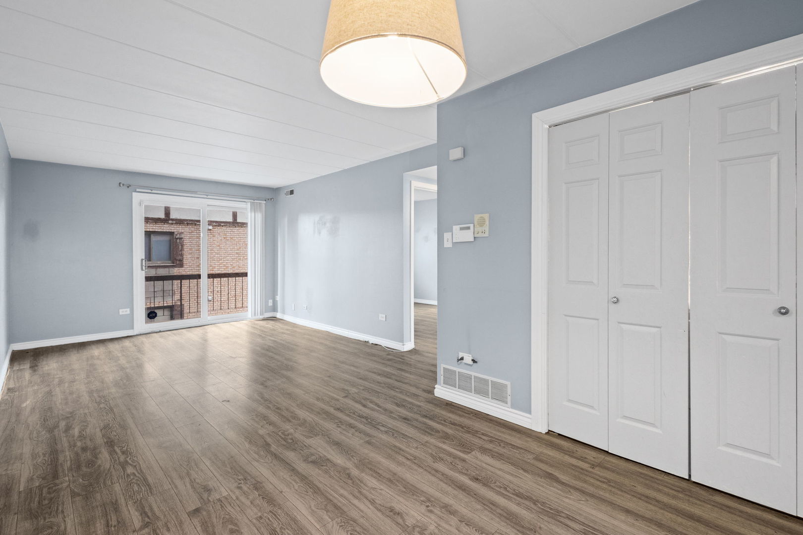 2815 Glenwood Lansing Road #205, Lynwood, IL 60411