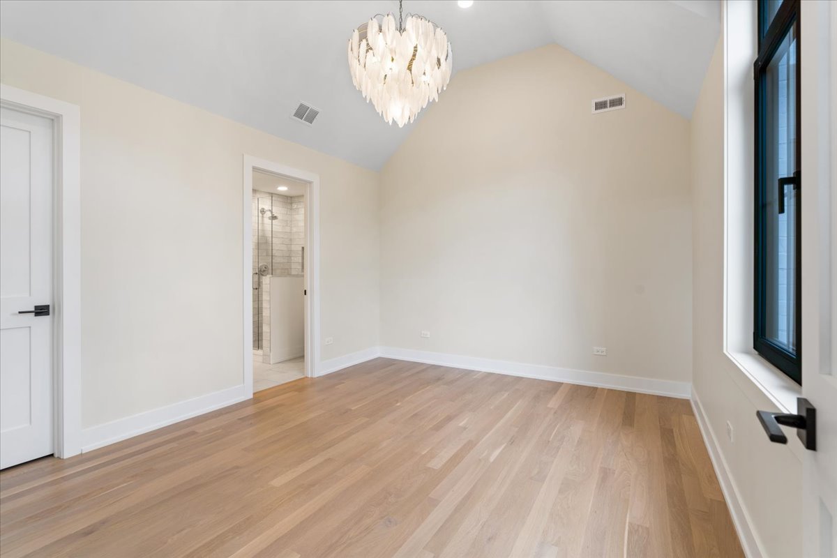 104 S Monroe Street, Hinsdale, IL 60521