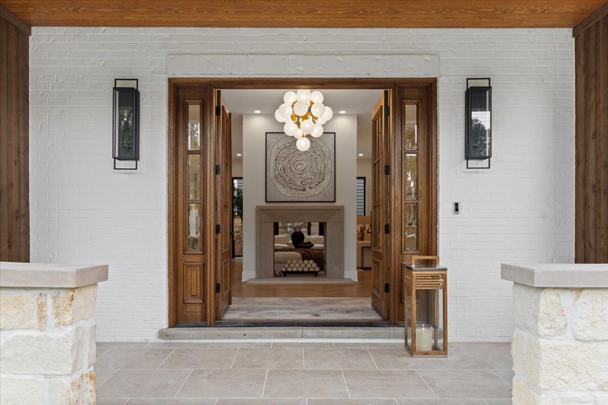 104 S Monroe Street, Hinsdale, IL 60521