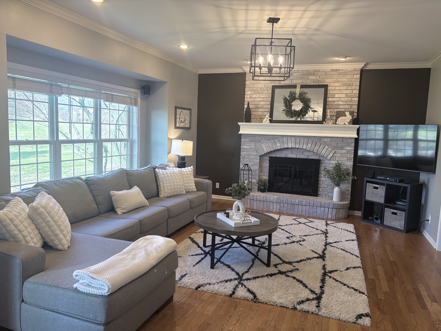 N552 W Weaver Circle, Geneva, IL 60134