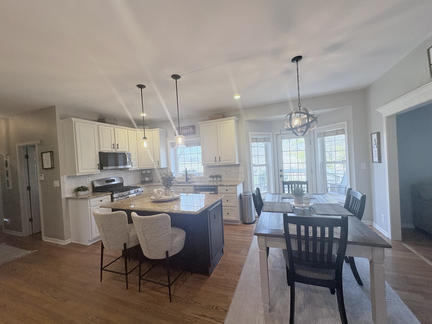 N552 W Weaver Circle, Geneva, IL 60134