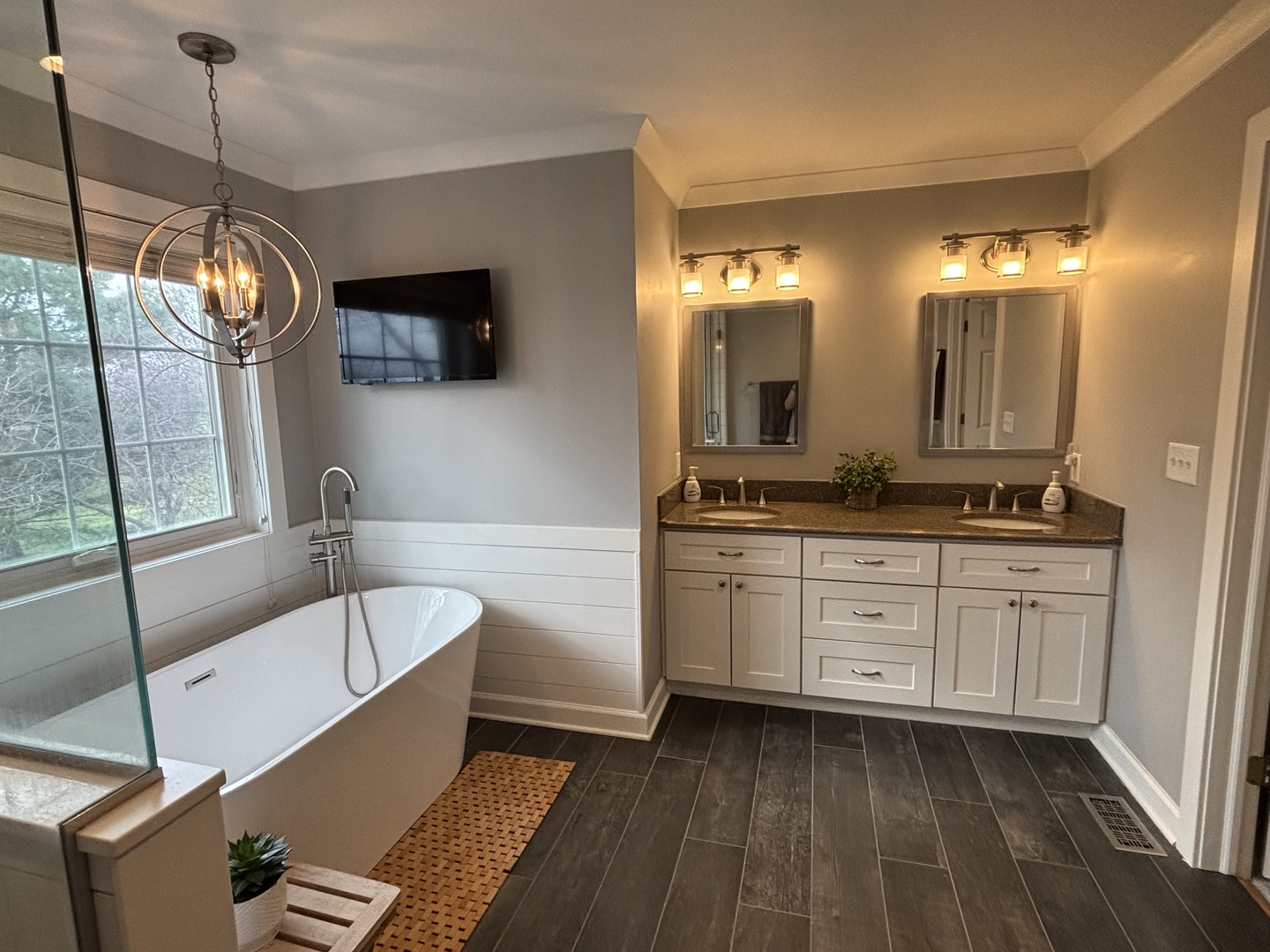 N552 W Weaver Circle, Geneva, IL 60134