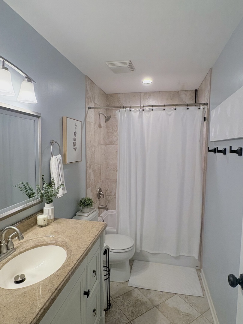 N552 W Weaver Circle, Geneva, IL 60134