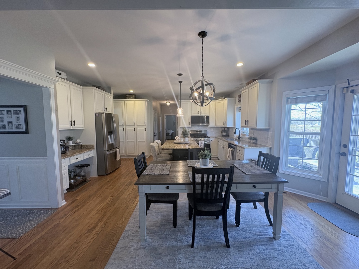 N552 W Weaver Circle, Geneva, IL 60134