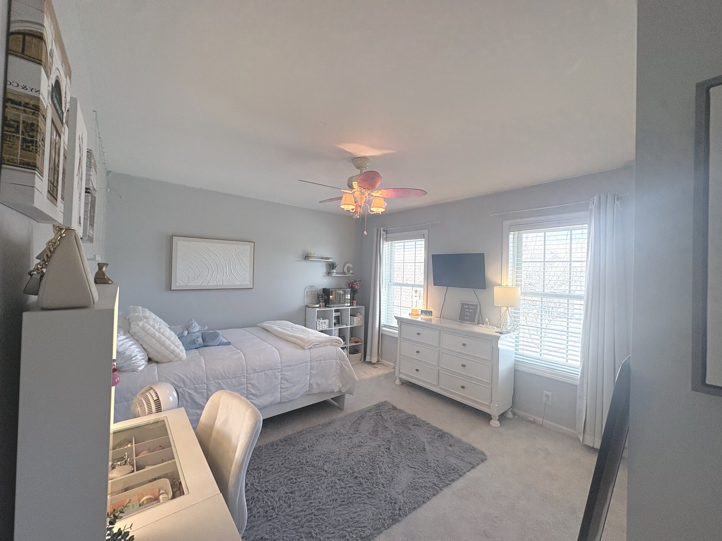 N552 W Weaver Circle, Geneva, IL 60134