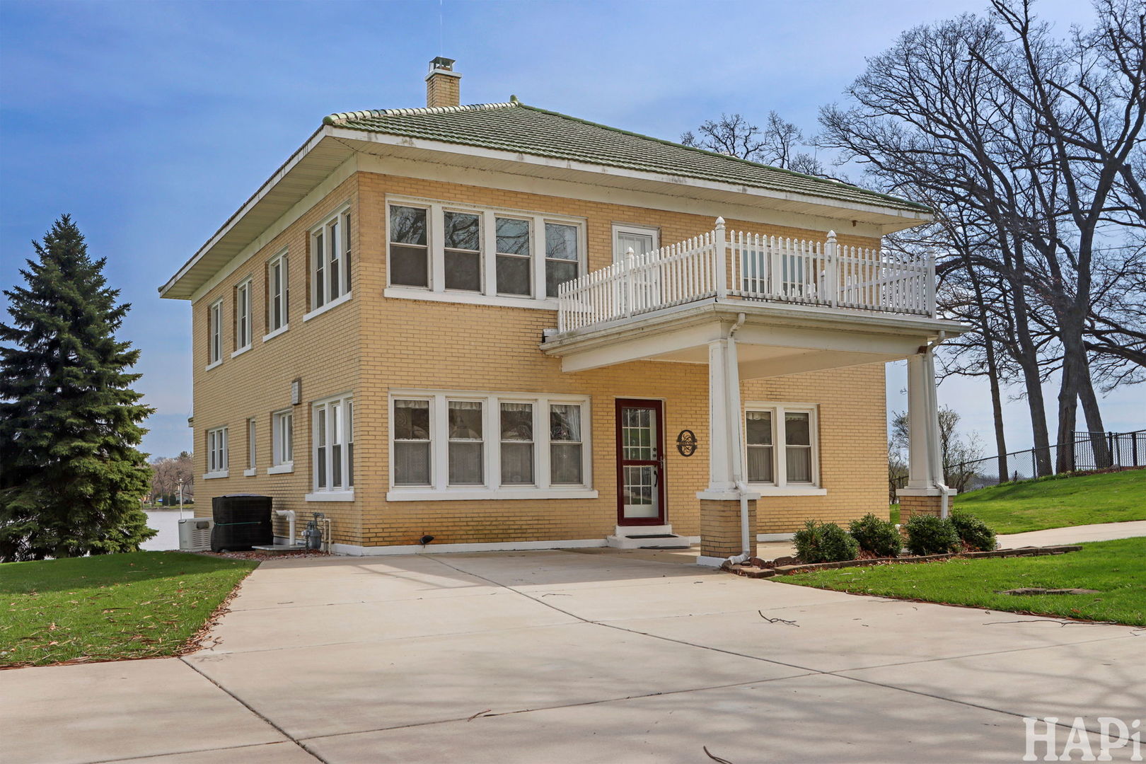 815 Rolling Lane Road, Johnsburg, IL 60051