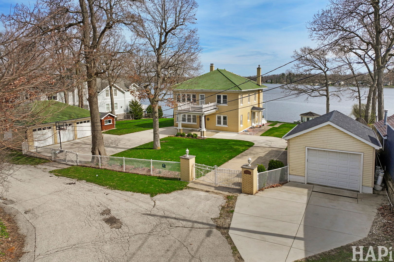 815 Rolling Lane Road, Johnsburg, IL 60051