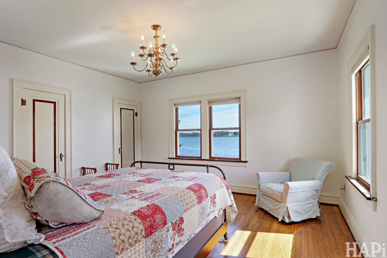 815 Rolling Lane Road, Johnsburg, IL 60051