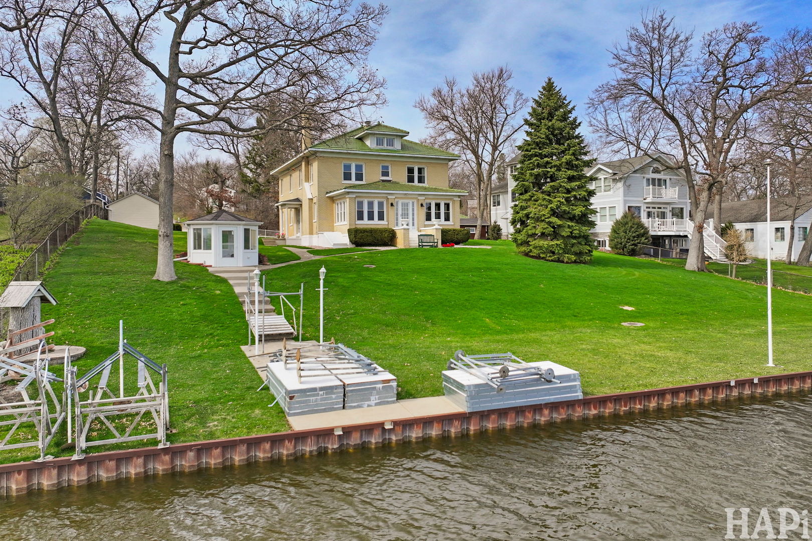 815 Rolling Lane Road, Johnsburg, IL 60051