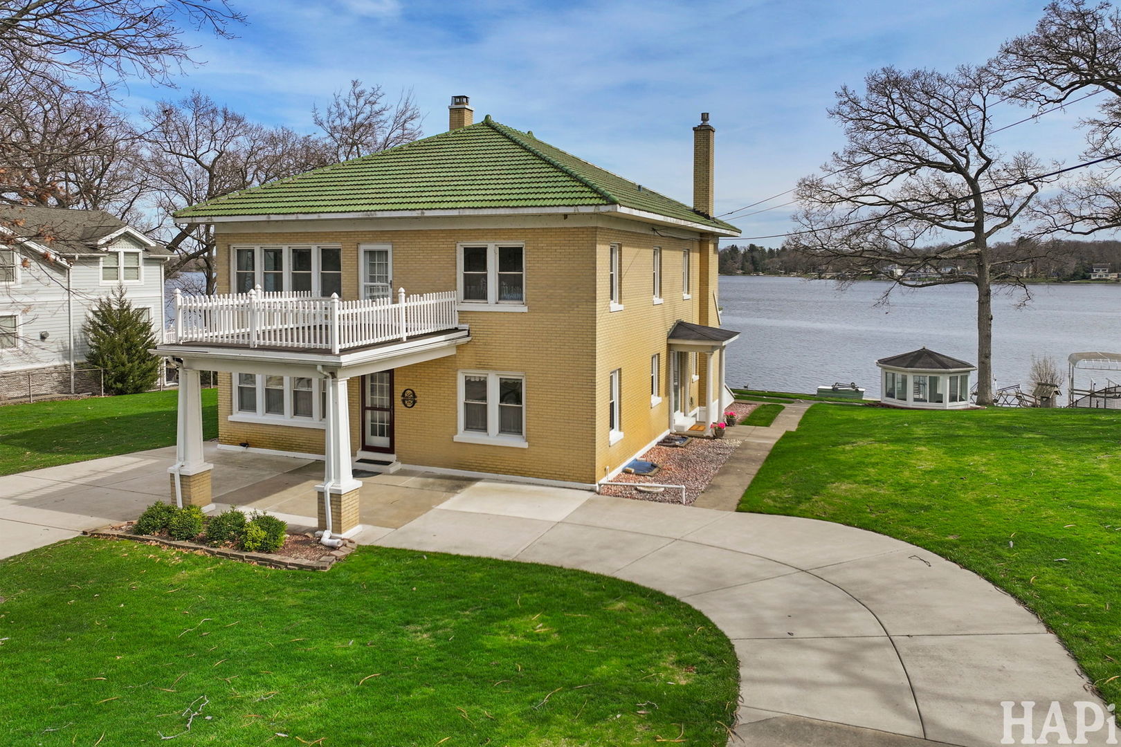 815 Rolling Lane Road, Johnsburg, IL 60051