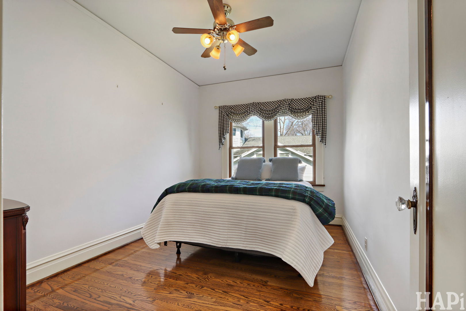 815 Rolling Lane Road, Johnsburg, IL 60051