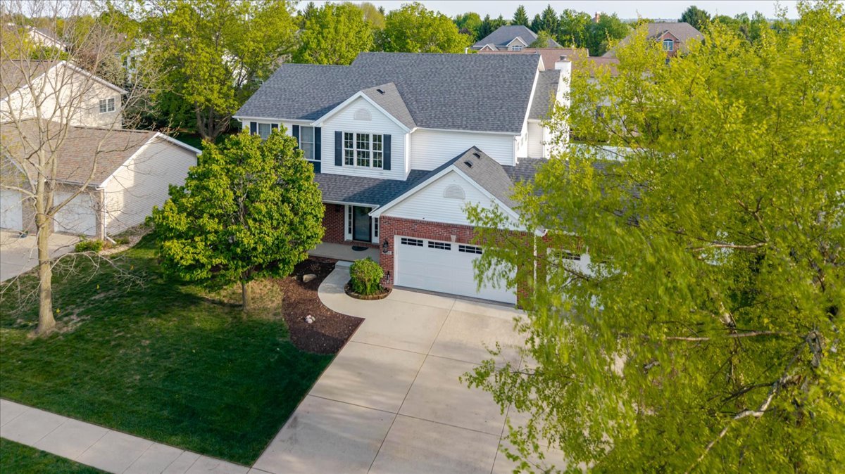 3505 Baldocchi Drive, Bloomington, IL 61704