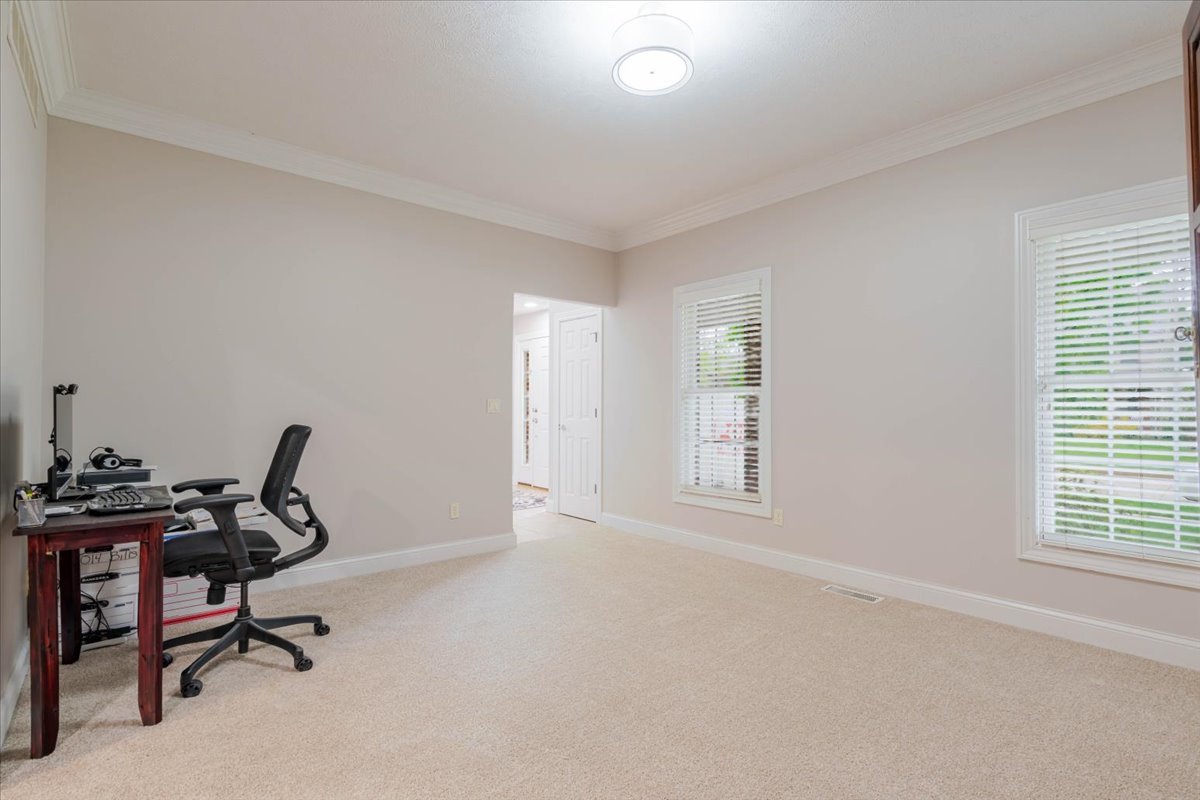 3505 Baldocchi Drive, Bloomington, IL 61704