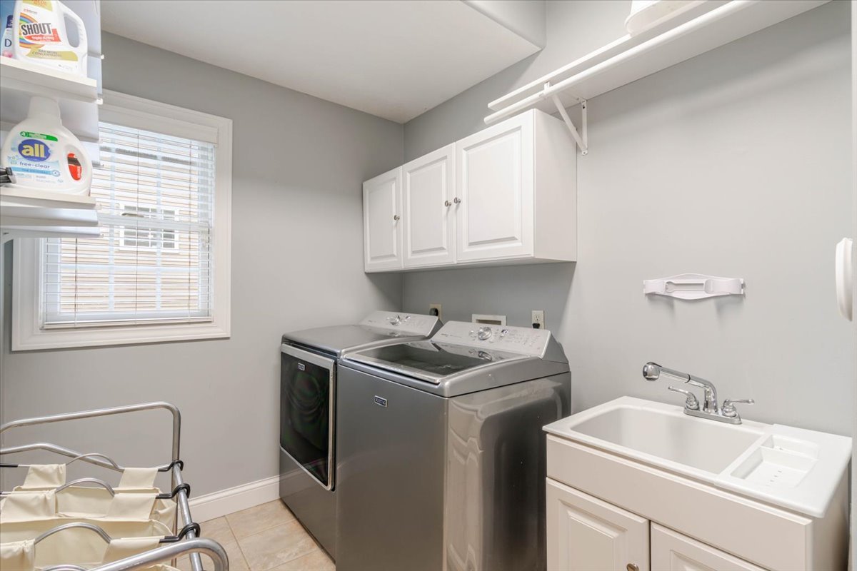 3505 Baldocchi Drive, Bloomington, IL 61704