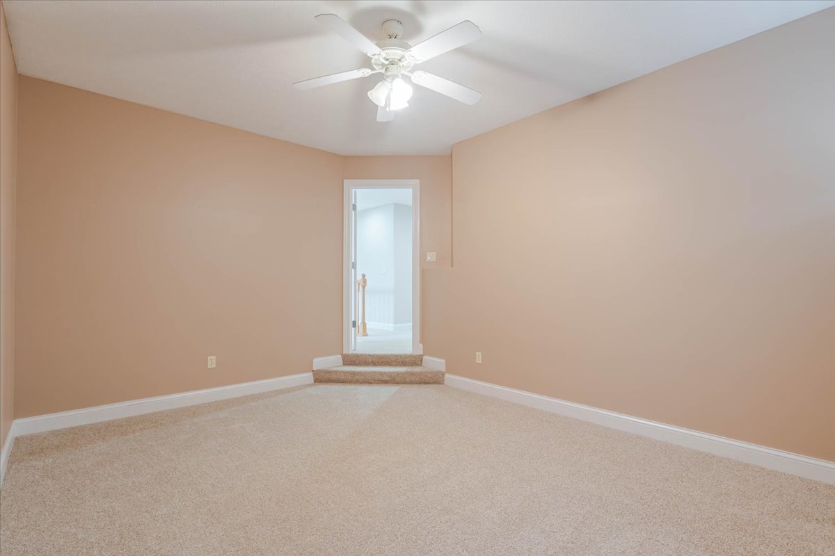 3505 Baldocchi Drive, Bloomington, IL 61704