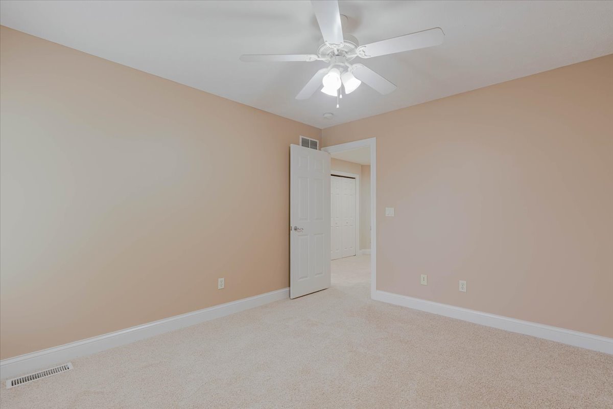 3505 Baldocchi Drive, Bloomington, IL 61704