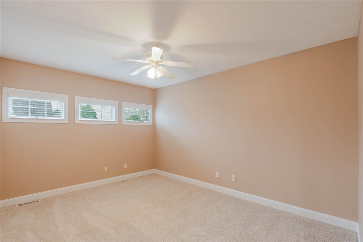 3505 Baldocchi Drive, Bloomington, IL 61704