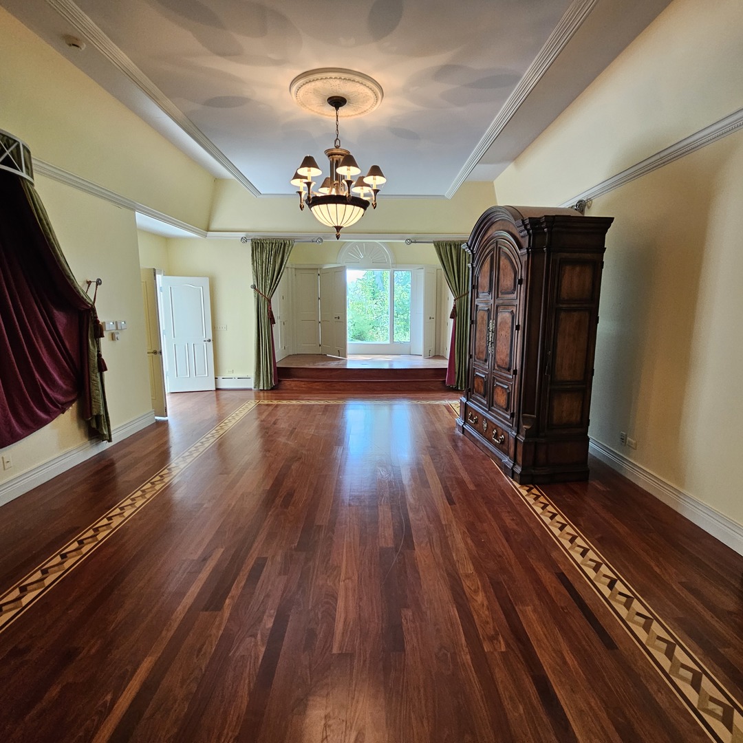 13616 Route 176, Woodstock, IL 60098