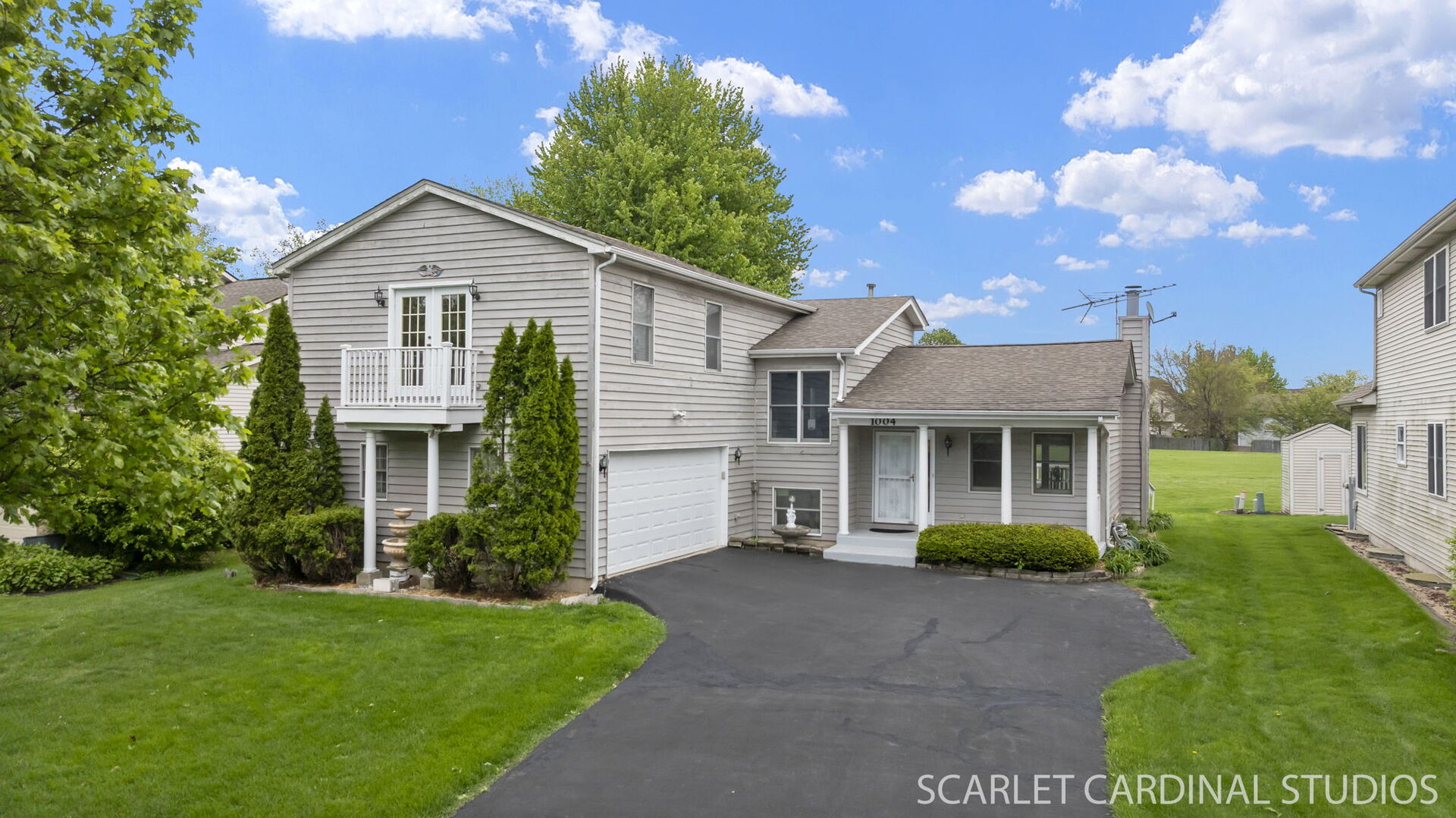 1004 Prairie View Court, Naperville, IL 60563