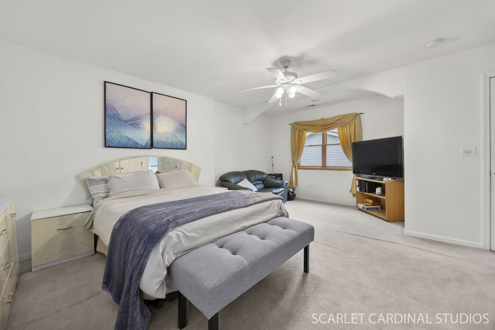 1004 Prairie View Court, Naperville, IL 60563