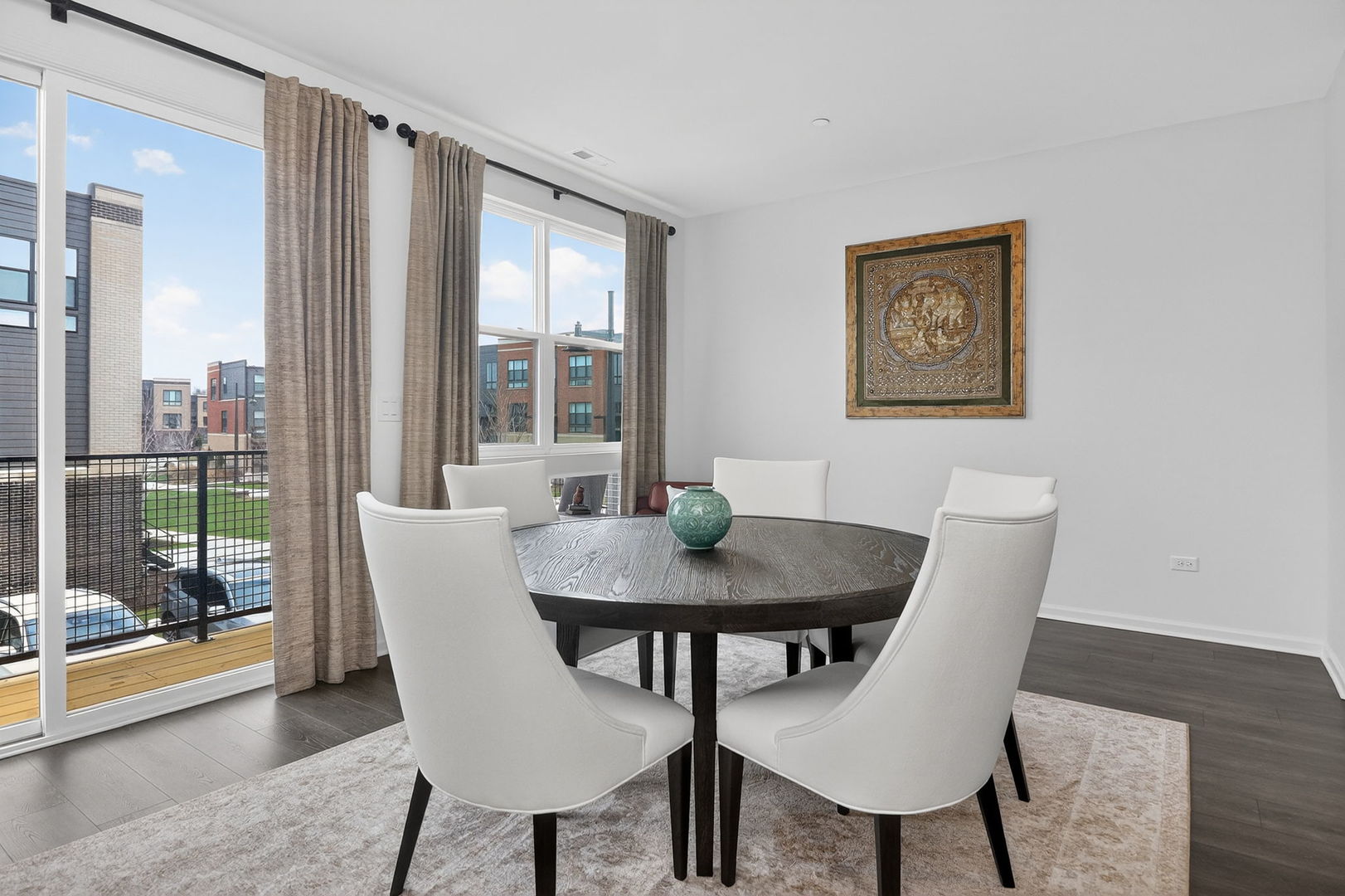 2213 Venture Drive, Schaumburg, IL 60173