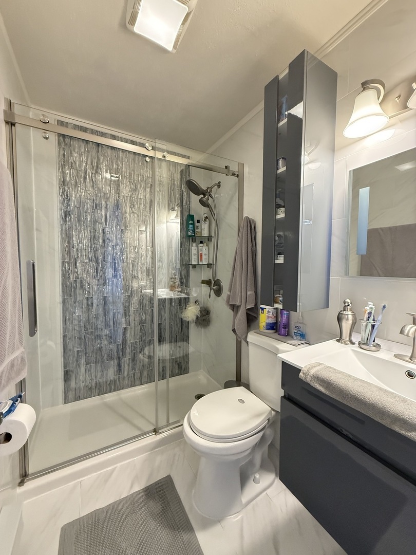 58 Vail Colony Road #9, Fox Lake, IL 60020