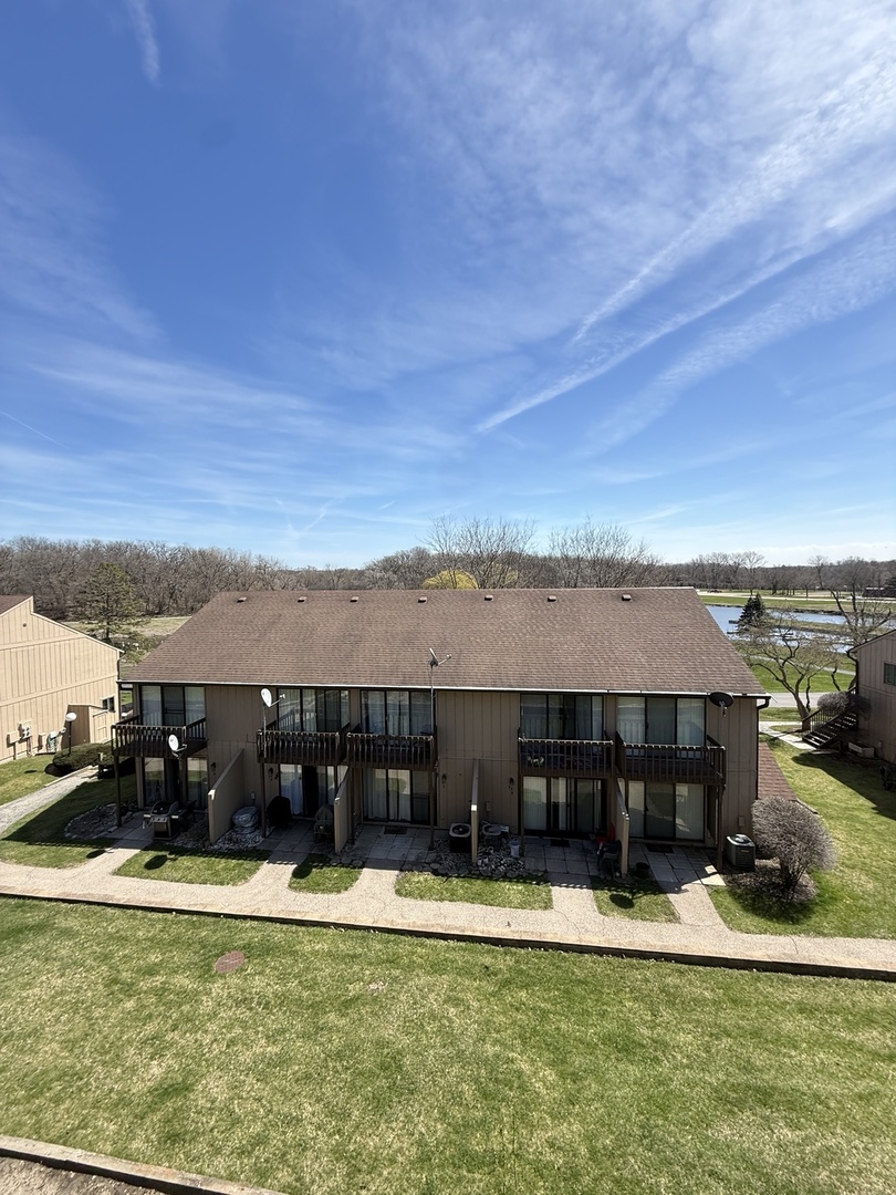 58 Vail Colony Road #9, Fox Lake, IL 60020