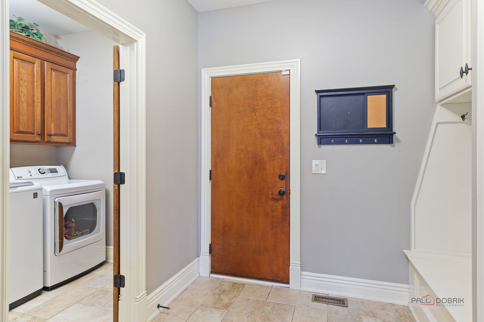 37W209 Deer Pond Court, St. Charles, IL 60175