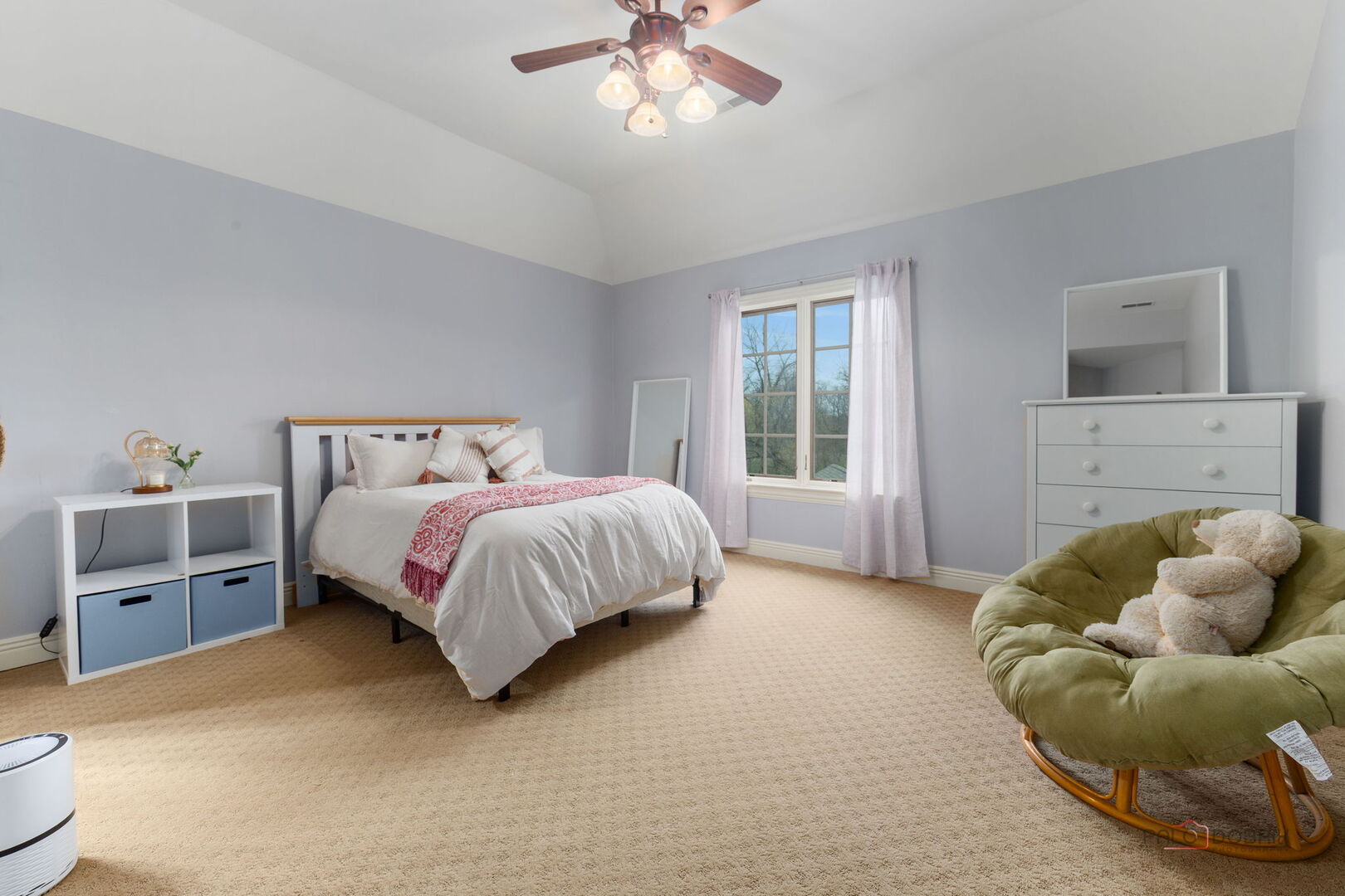 37W209 Deer Pond Court, St. Charles, IL 60175