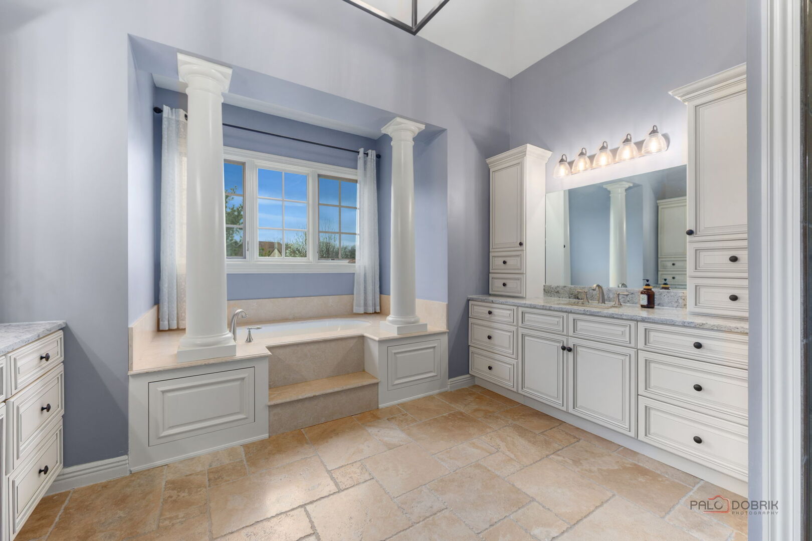37W209 Deer Pond Court, St. Charles, IL 60175