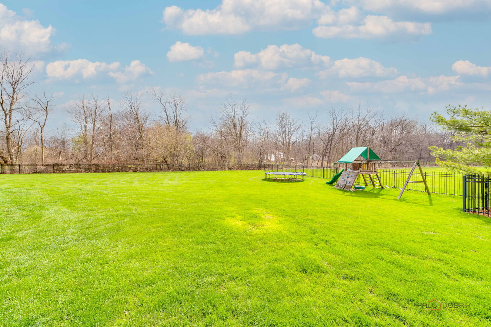 37W209 Deer Pond Court, St. Charles, IL 60175