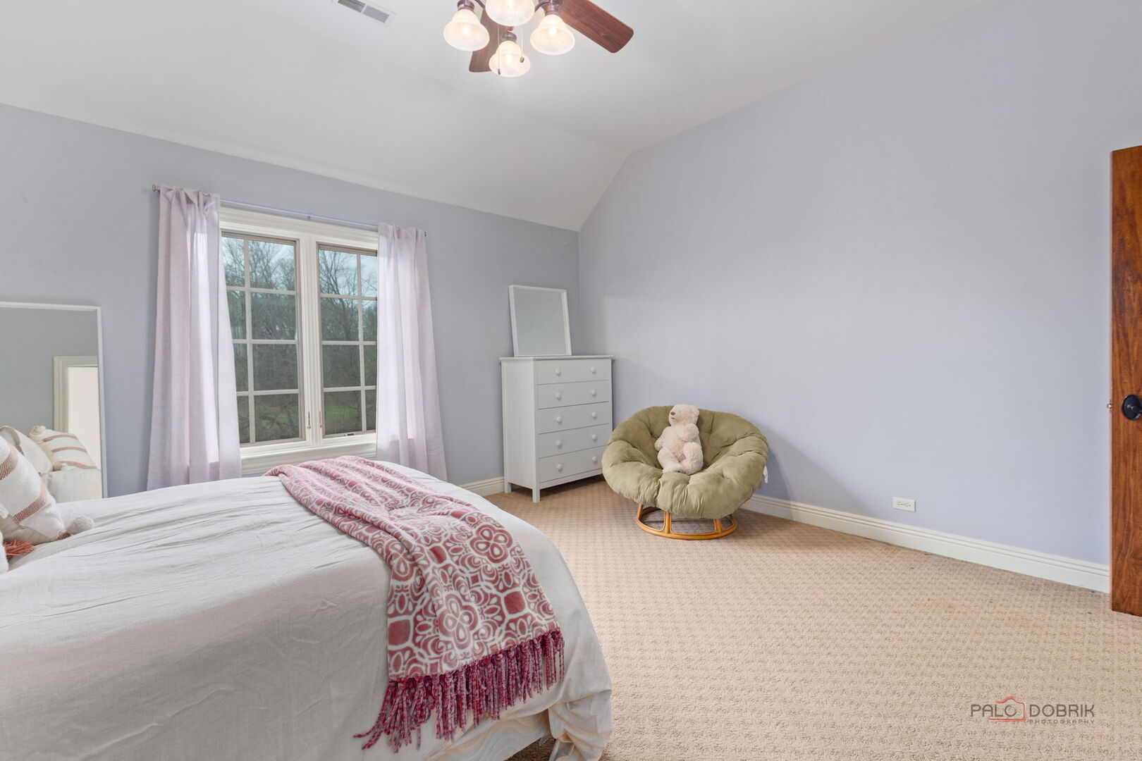 37W209 Deer Pond Court, St. Charles, IL 60175