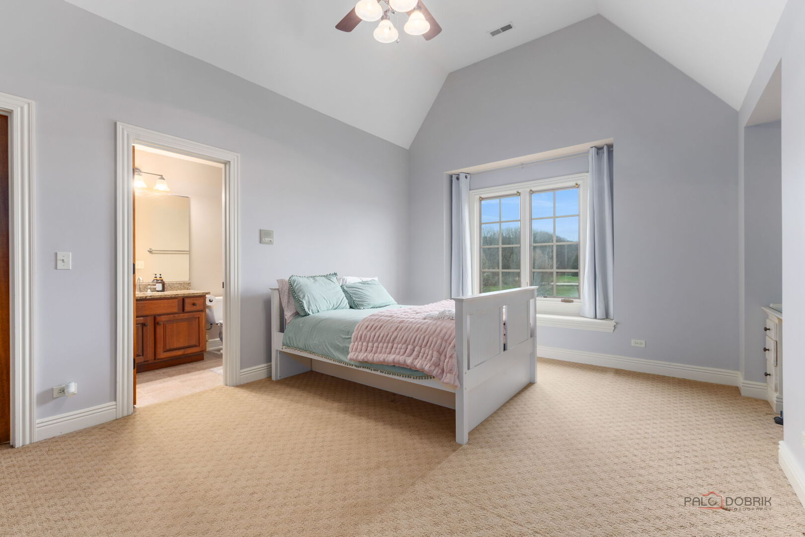 37W209 Deer Pond Court, St. Charles, IL 60175