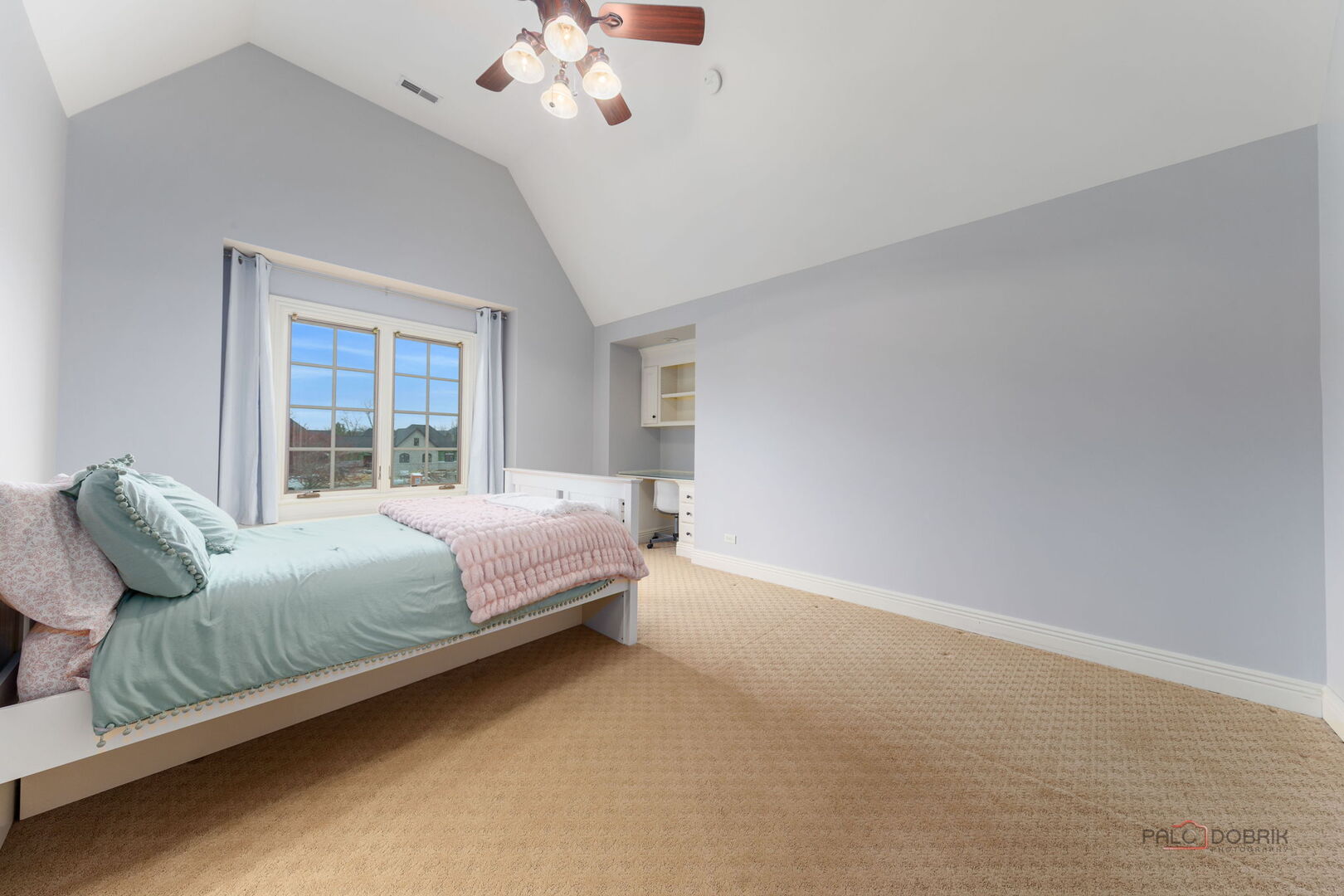 37W209 Deer Pond Court, St. Charles, IL 60175