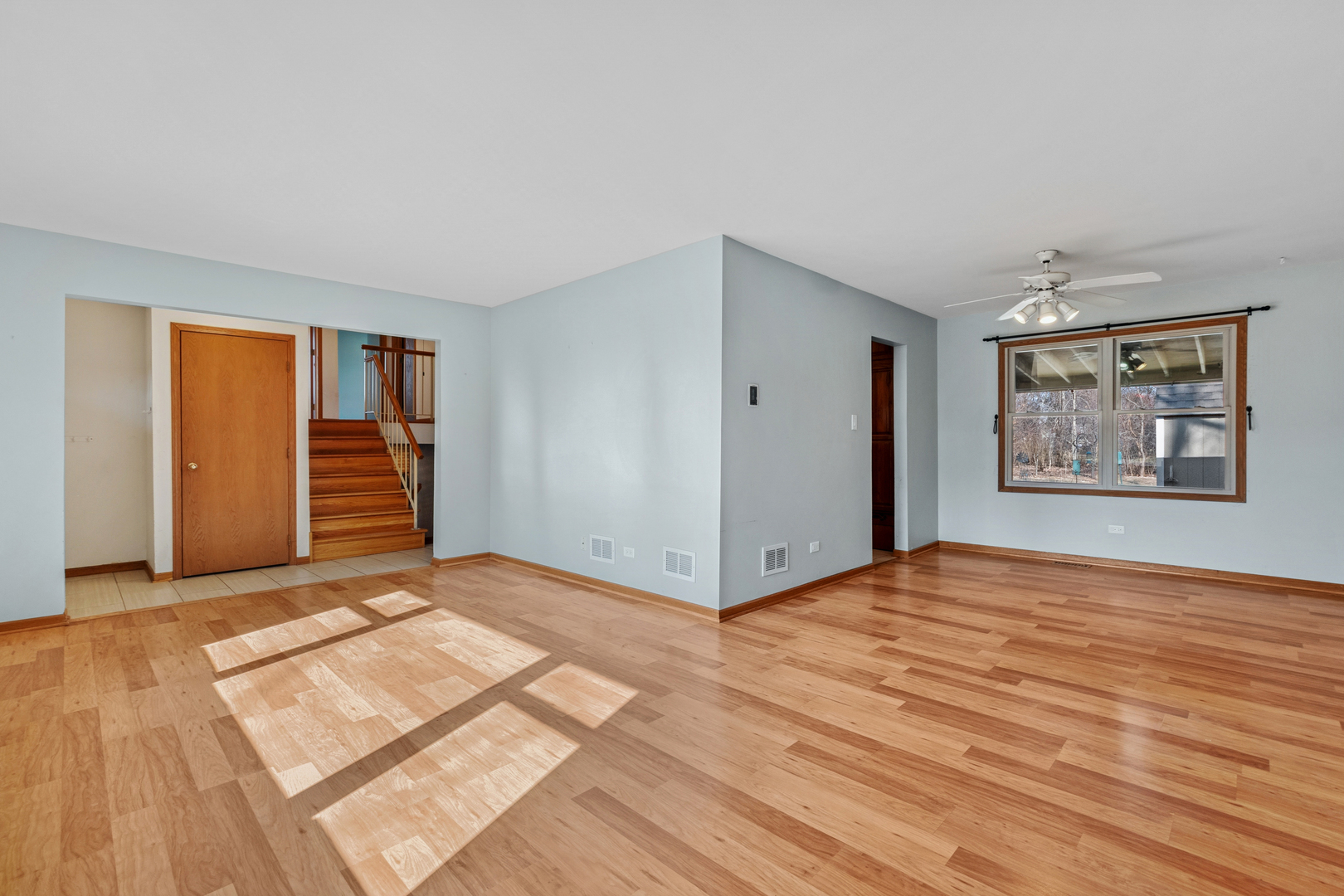 3900 W 155th Street, Markham, IL 60428