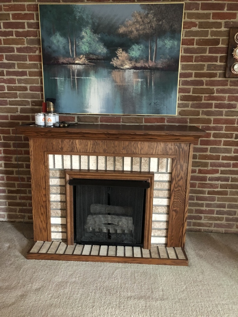 11277 S Roberts Road #E, Palos Hills, IL 60465