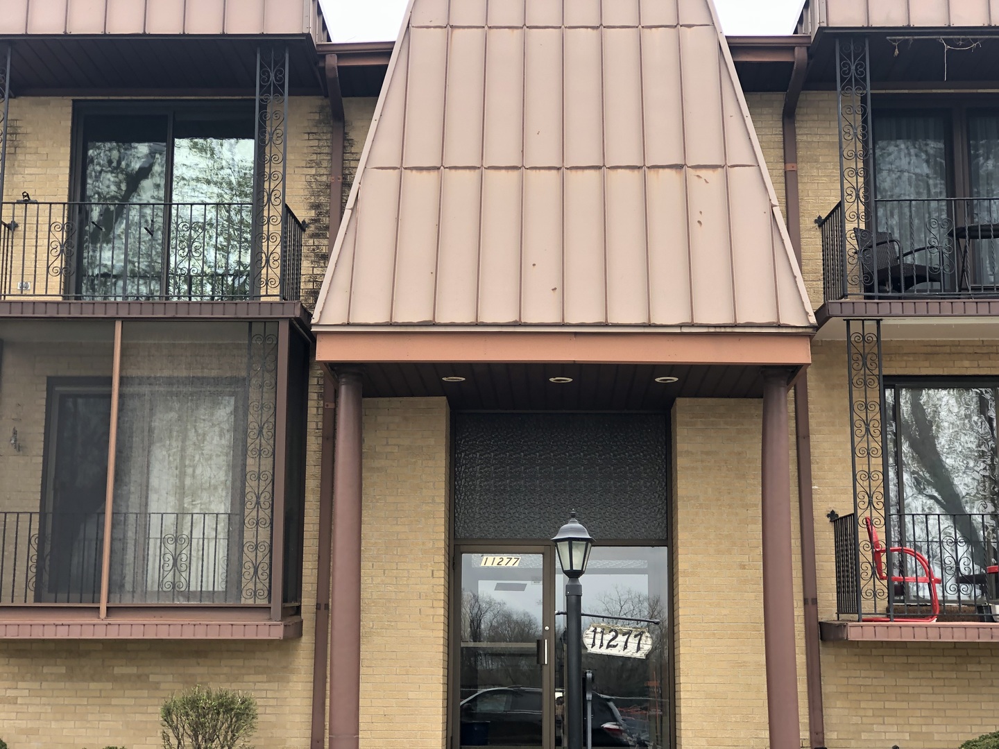 11277 S Roberts Road #E, Palos Hills, IL 60465