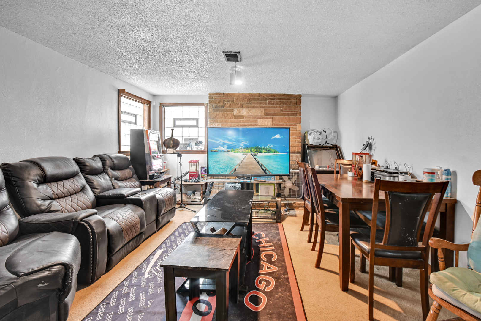 8713 S Washtenaw Avenue, Evergreen Park, IL 60805