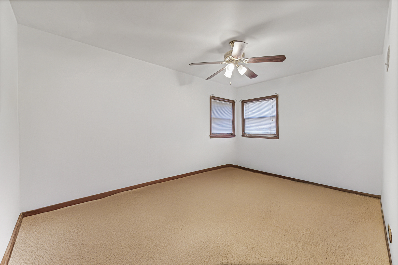 8713 S Washtenaw Avenue, Evergreen Park, IL 60805