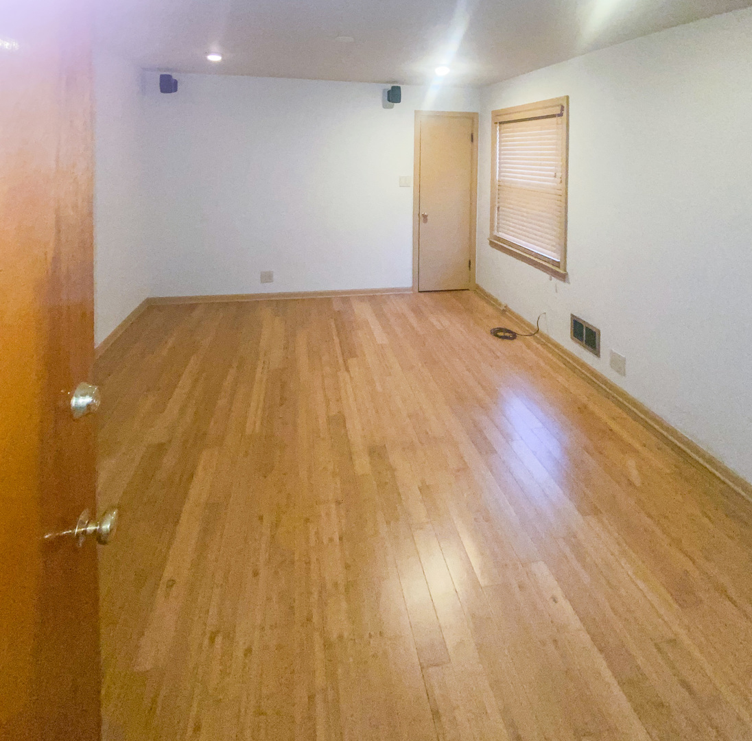 12632 S Emerald Avenue, Chicago, IL 60628