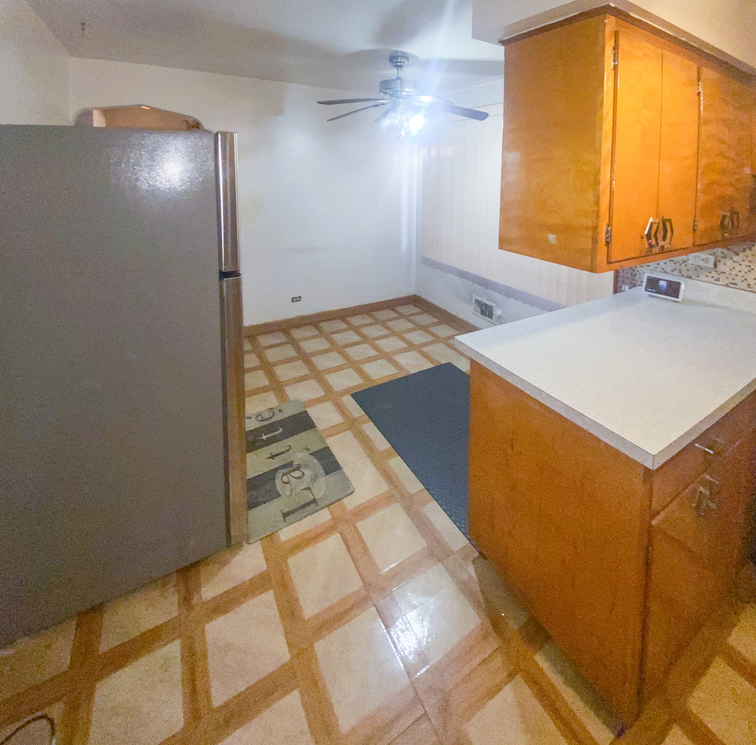 12632 S Emerald Avenue, Chicago, IL 60628