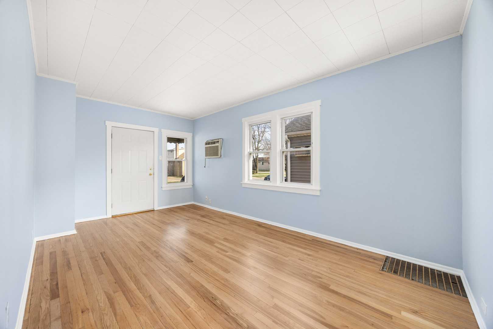 1706 N 15th Avenue, Melrose Park, IL 60160