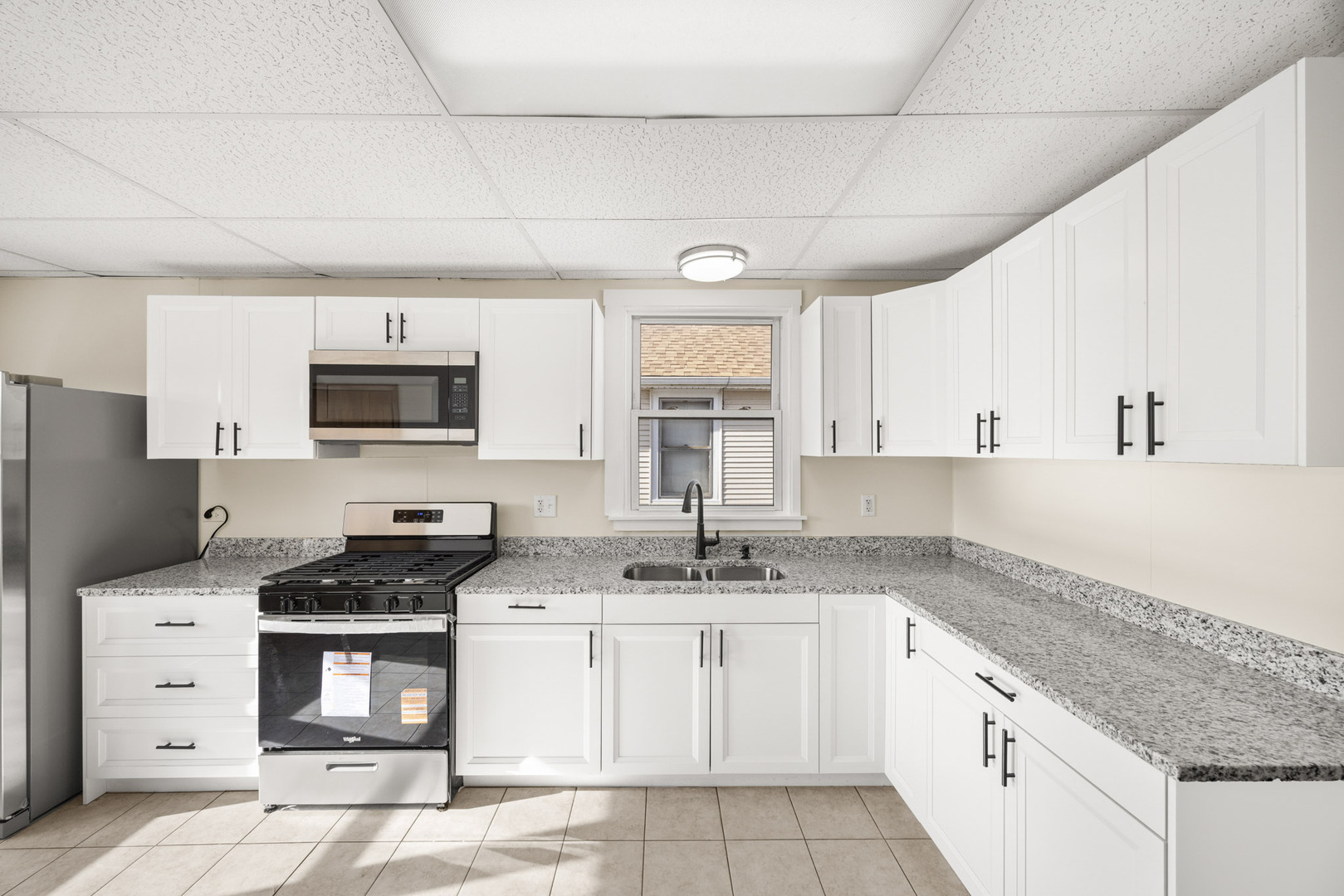 1706 N 15th Avenue, Melrose Park, IL 60160