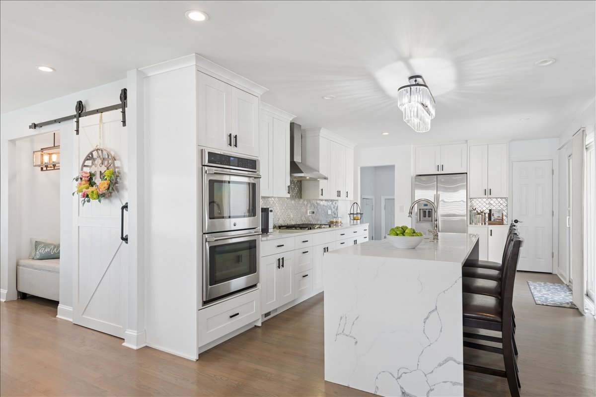 8154 N Root Court, Niles, IL 60714