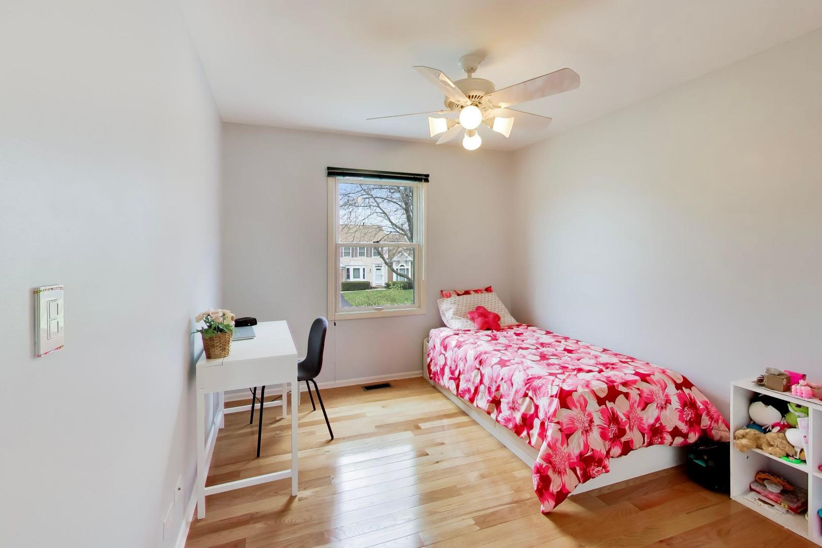 19 Dellmont Court, Buffalo Grove, IL 60089