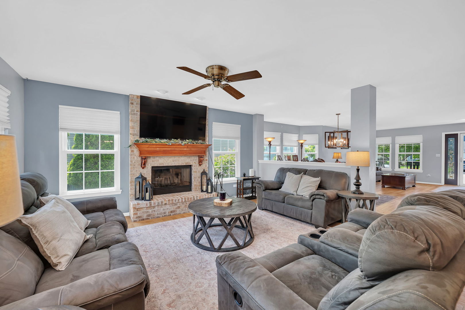 1002 Butterfield Circle, Shorewood, IL 60404