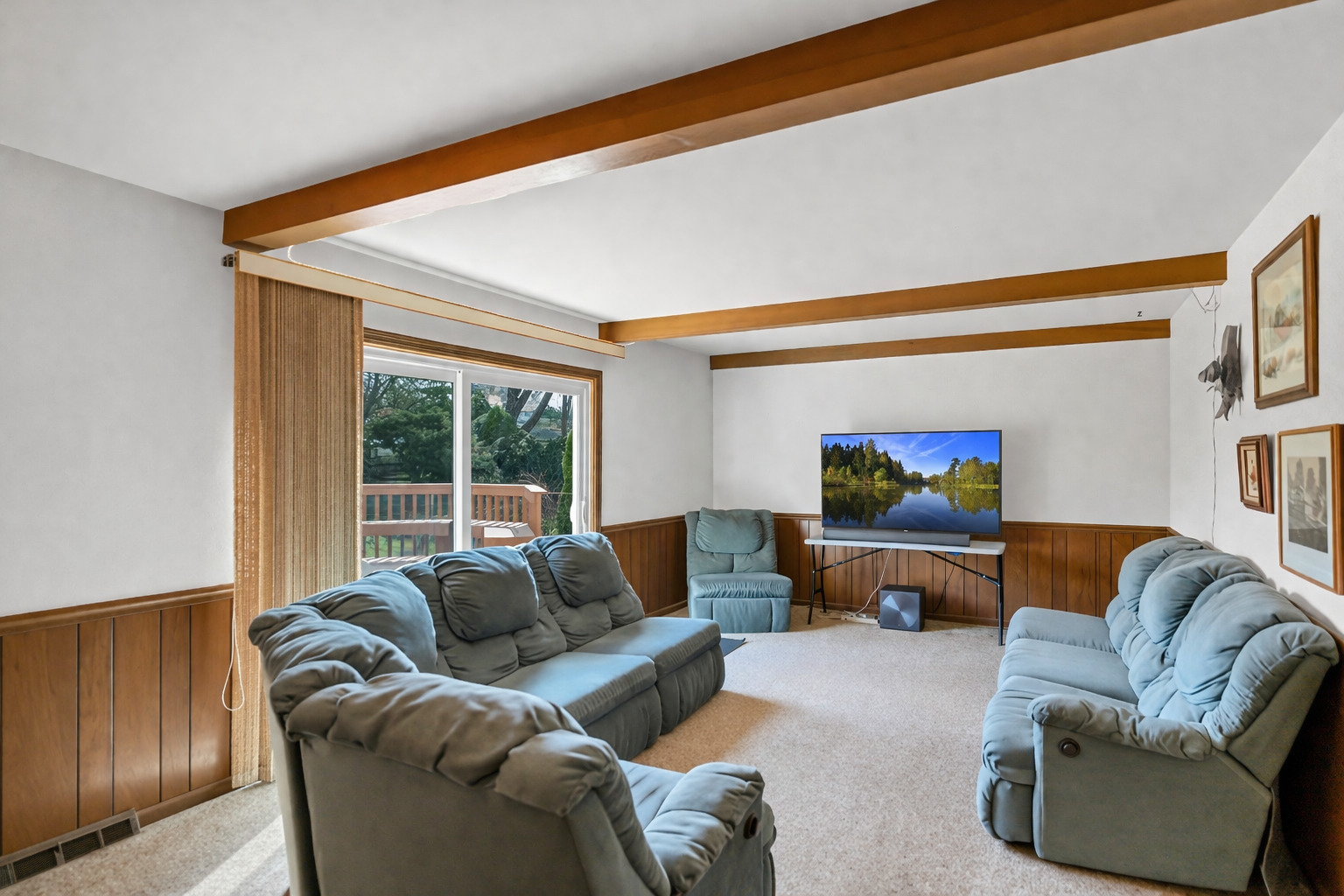 815 Knightsbridge Lane, Schaumburg, IL 60195